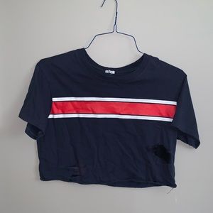 🍓SHIRTS 2/$20🍓Garage Crop Top